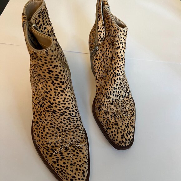 Dolce Vita | Leopard Print Booties | Color: Black/Tan | Size: 6 - Picture 2 of 7